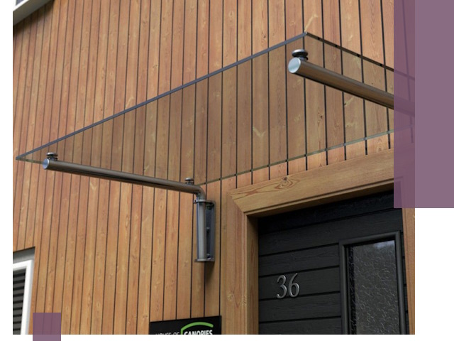 Стеклянные козырьки на входы и фасады в Лысьве