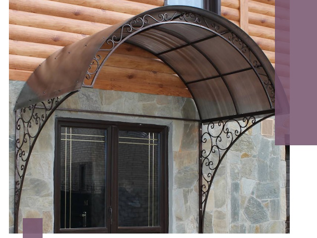 Арочные козырьки под ключ в Лысьве: изготовление и монтаж